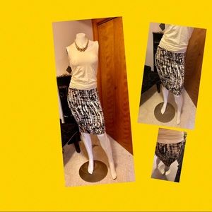 KAREN KANE fantastic lined animal print pull on skirt!